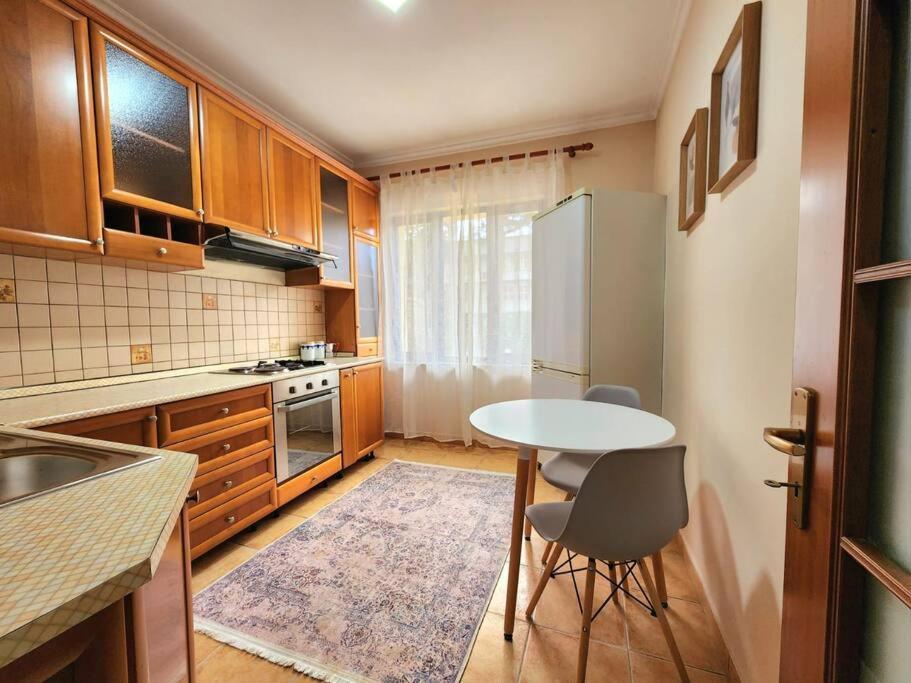Colosseo Gemtirana W/24h Checkin Apartamento
